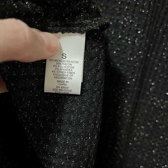 LOGO by Lori Goldstein Metallic Waffle Mock Neck Top Size S - Picture 10 of 10